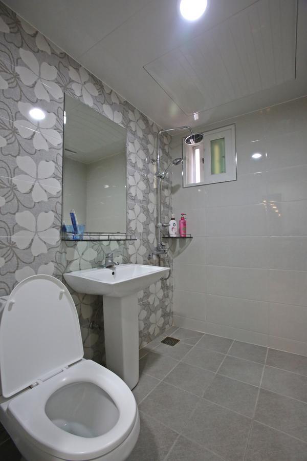Champion Hotel Jeju Luaran gambar